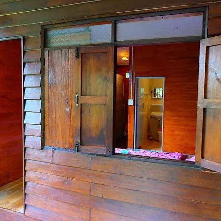 Huan Himnam Homestay